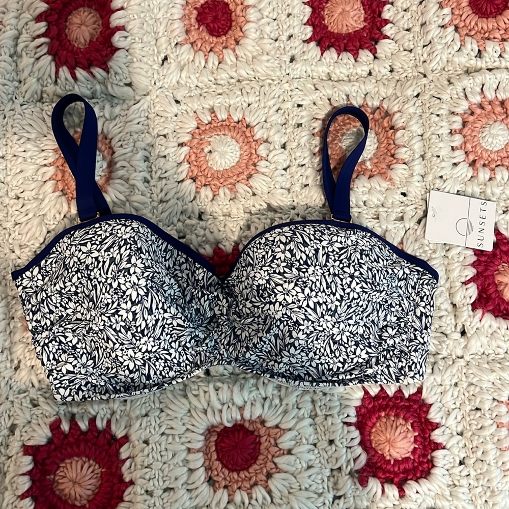 Bathing suit top